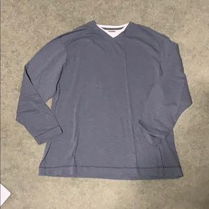 Men’s Long Sleeve Shirt w/ small stripes